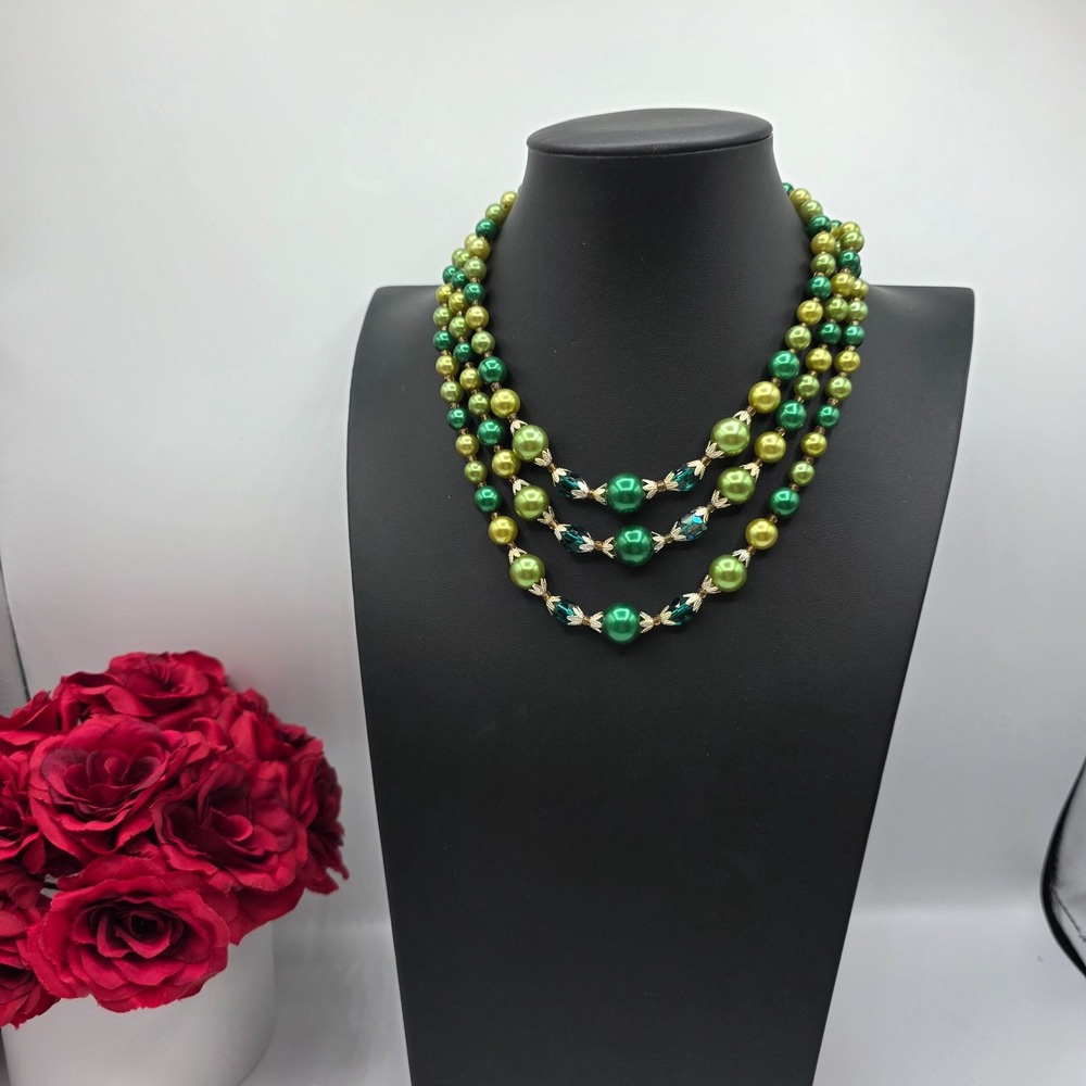 JAPAN Triple Strand‎ Beaded Necklace Green Faux Pearls Rhinestone Clasp Vintage